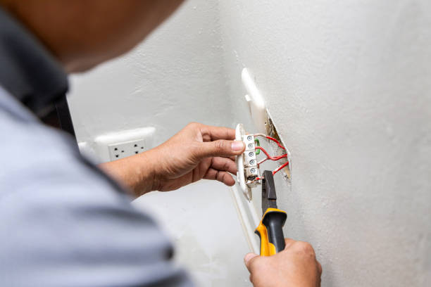 Best Emergency Electrical Repair  in Goldens Bridge, NY